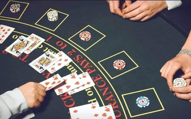 Nắm chắc luật chơi là yếu tố giúp bạn chơi tốt Xì dách